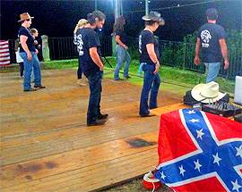 DALL’ALABAMA AL GRAN SASSO, MICHELLE PORTA IL BALLO COUNTRY CON UNA SCUOLA