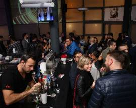 LA MOVIDA PESCARESE DELLA DOMENICA SERA SI SPOSTA AL POESIA DI SPOLTORE