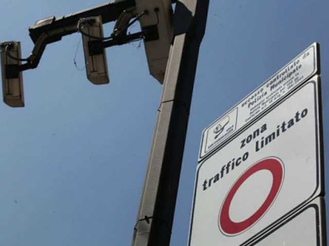 FASE 2 PESCARA: PARCHEGGI A PAGAMENTO DA 1 GIUGNO E ZLT DA 3 GIUGNO