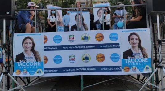 ELEZIONI AVEZZANO, COMIZIO IN PIAZZA DI ANNA MARIA TACCONE