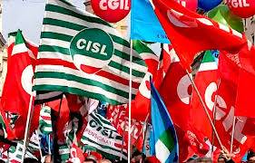TERAMO ‘RIPARTIRE DAL LAVORO’: SINDACATI IN PIAZZA CONTRO “L’IMMOBILISMO DELLA POLITICA”