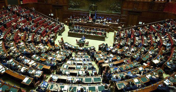 DECRETO COVID: ALLA CAMERA PASSA LA FIDUCIA