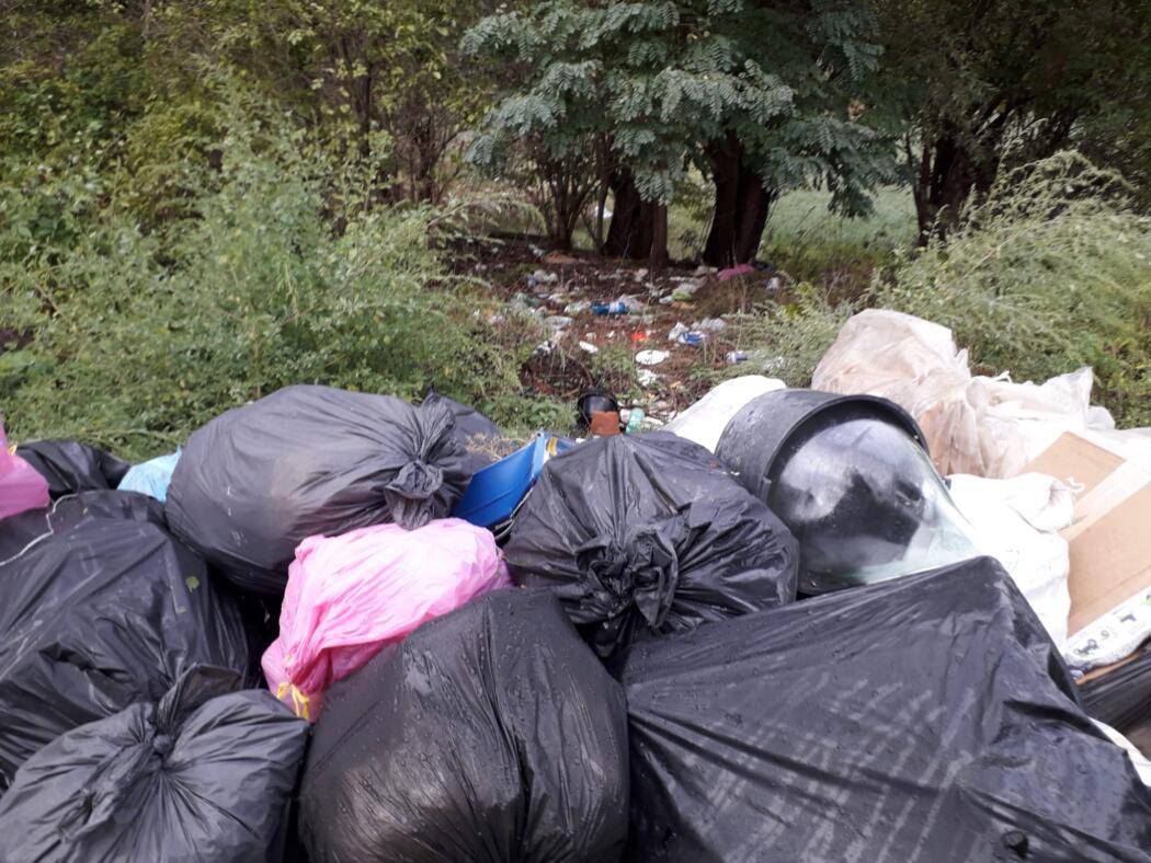 L’AQUILA: LA DENUNCIA, “DISCARICA A CIELO APERTO A MONTICCHIO”