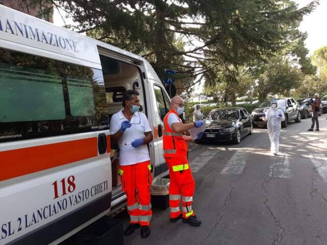COVID: “PROVINCIA CHIETI A BASSO RISCHIO”, PRIMI DATI DRIVE-IN E TEST SIEROLOGICI