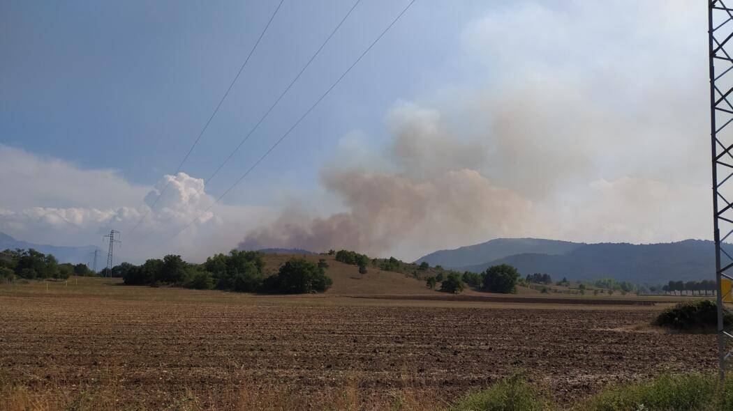 INCENDI: ANCORA FIAMME SULLA MONTAGNA TRA BUSSI E COLLEPIETRO