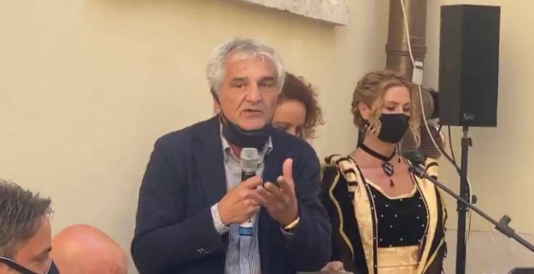CONFLAVORO: SANTILLI VS ORGANI INFORMAZIONE, “I GIORNALI NON PARLANO BENE DI QUESTO PAESE”