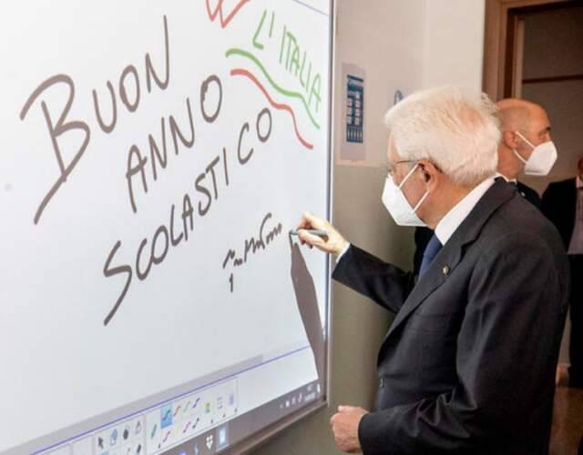 IL RITORNO IN CLASSE, MATTARELLA A VO’: “SCUOLA SFIDA DECISIVA PER LA RIPARTENZA DEL PAESE”
