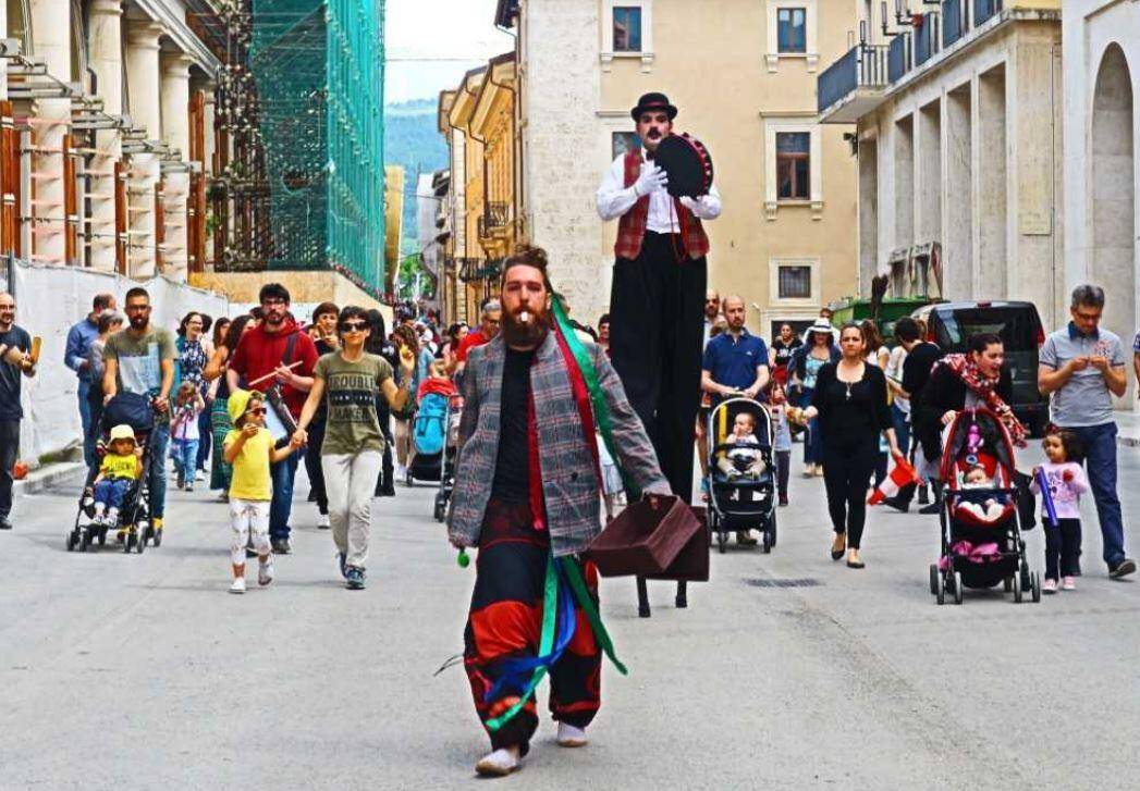 L’AQUILA: NATI NELLE NOTE, AL VIA NUOVI CORSI, IL 21 SETTEMBRE FLASH MOB MUSICALE IN CENTRO