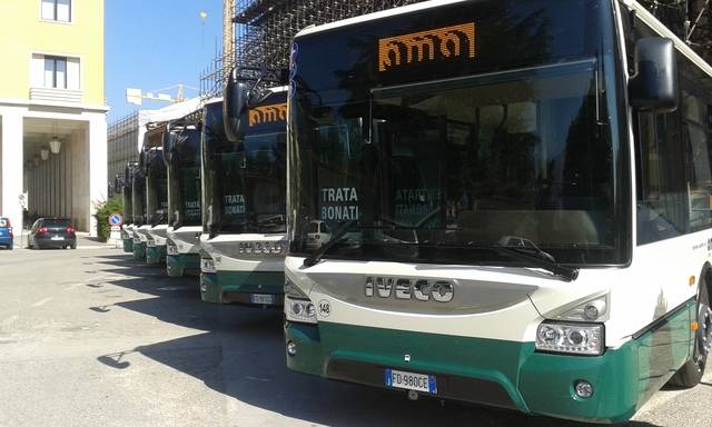 COMUNE L’AQUILA: AL VIA RIMBORSI ED ESENZIONI ABBONAMENTO SCOLASTICO TRASPORTO AMA