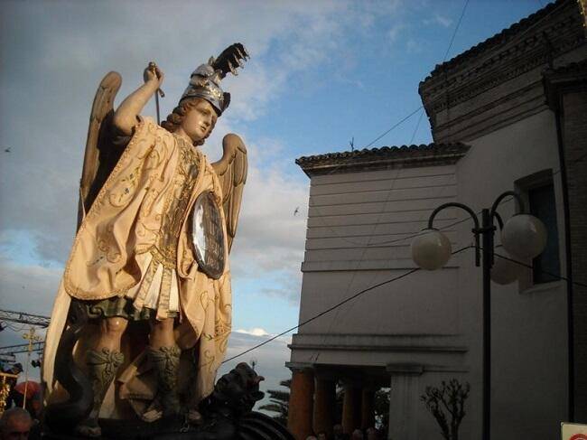 VASTO SI PREPARA ALLA FESTA DI SAN MICHELE: GLI APPUNTAMENTI IN CALENDARIO