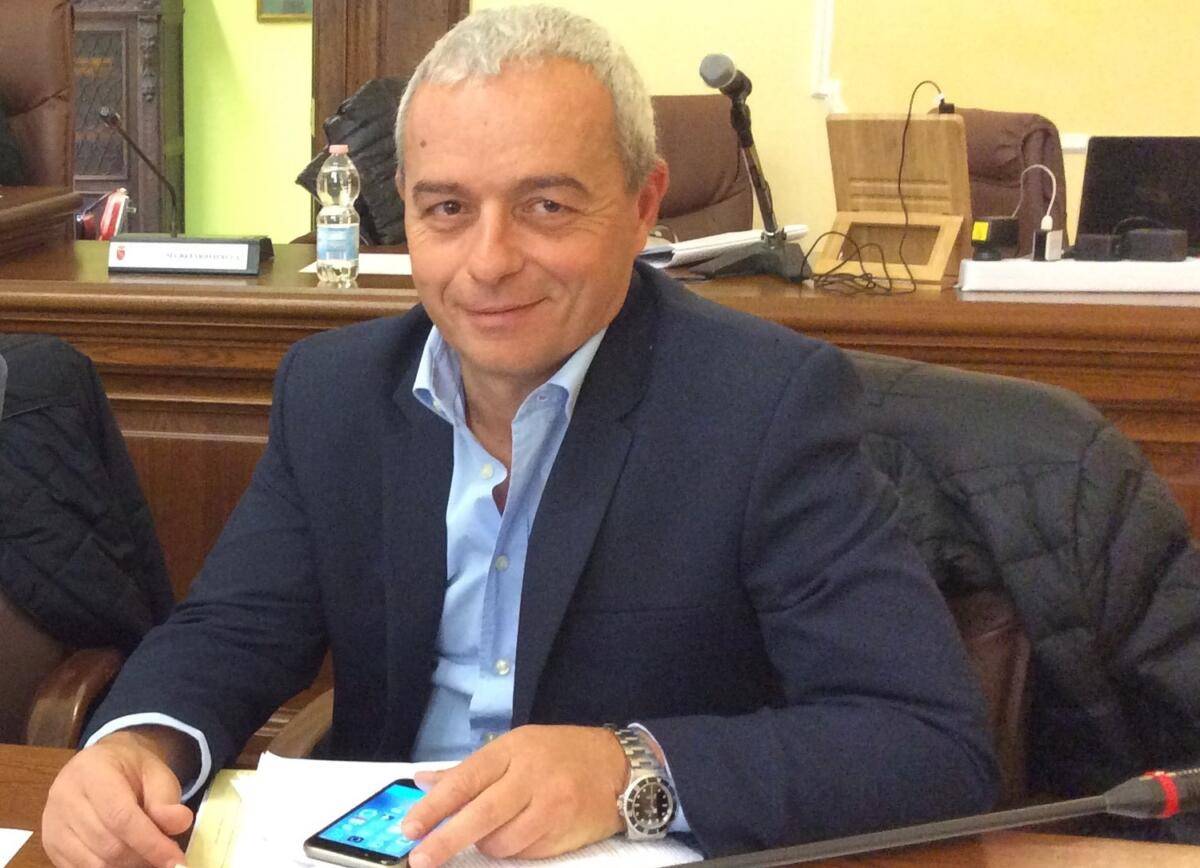 SULMONA: DIMISSIONI ASSESSORE MARIANI, SINDACO, “GESTO DI GRANDE RESPONSABILITA'”