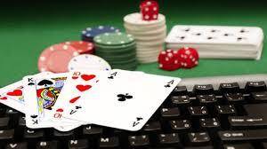 LANCIANO: VINCE 140MILA EURO A POKER E PERCEPISCE REDDITO CITTADINANZA, DENUNCIATO