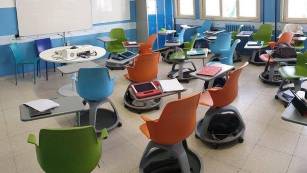SCUOLA: ARCURI, “ENTRO OTTOBRE FINE DISTRIBUZIONE BANCHI MONOPOSTO”