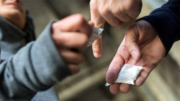 TERAMO: PROFETA, “TRA GIOVANISSIMI DILAGA CONSUMO DROGHE ED ALCOL”