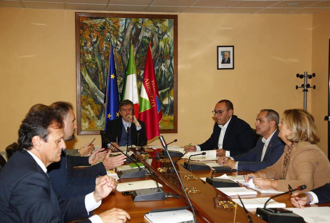 REGIONE ABRUZZO: DOPO VENDETTA LEGA E CACCIATA FEBBO DA GIUNTA, FEBBRILI TRATTATIVE PER RIMPASTO