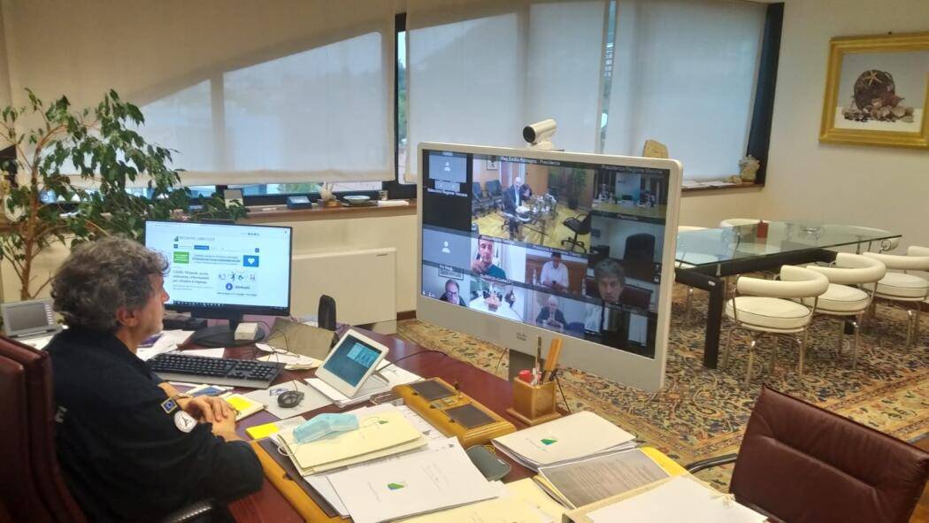 COVID: COMINCIATO INCONTRO GOVERNO CON REGIONI E COMUNI