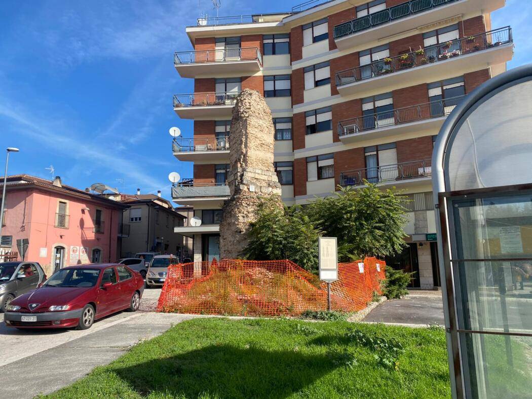 L’AQUILA: RESTAURO DEL TORRIONE, LAVORI MAI PARTITI