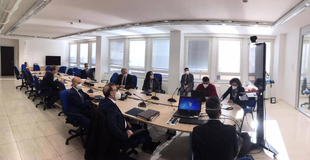 SETTIMANA NAZIONALE DELLA PROTEZIONE CIVILE, I 4 PREFETTI D’ABRUZZO IN VIDEOCONFERENZA CON BORRELLI