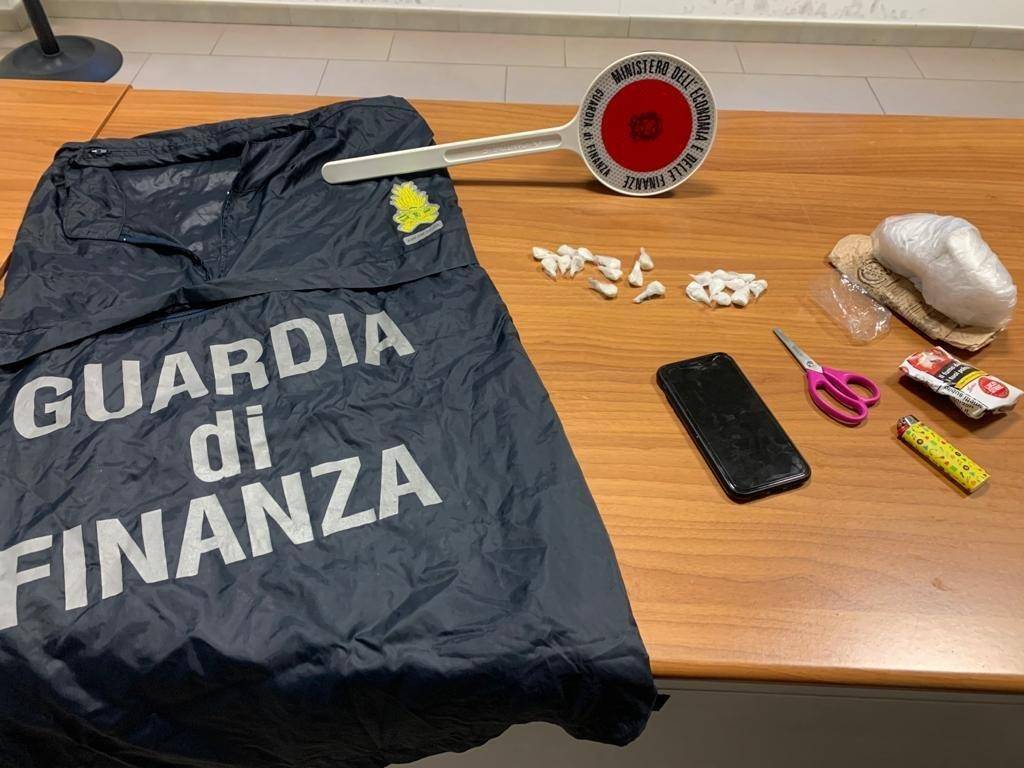 PESCARA: SPACCIO COCAINA, PRESO 45ENNE PESCARESE PREGIUDICATO