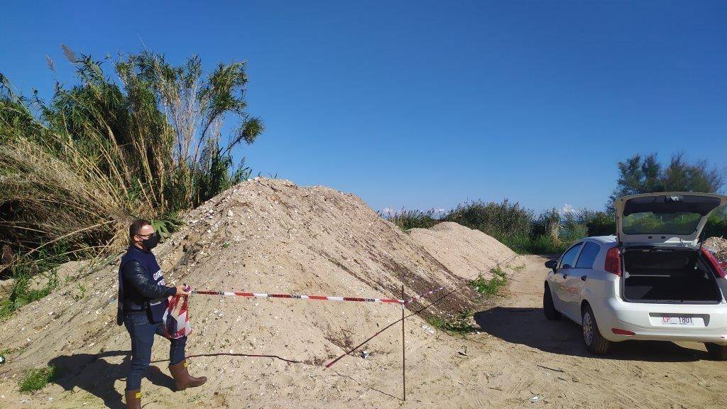 ORTONA, ABUSI IN MATERIA AMBIENTALE: SEQUESTRATE 2 DISCARICHE ABUSIVE