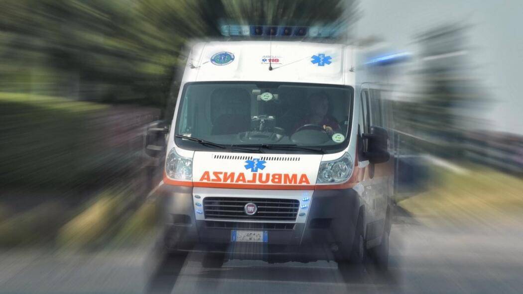 TRAVOLTO DA AUTO PIRATA, E’ GRAVE UN 60ENNE DI ROSETO