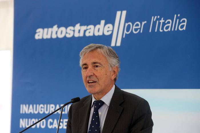 GENOVA: ARRESTATI MANAGER ED EX VERTICI AUTOSTRADE, “ATTENTATO ALLA SICUREZZA E AI TRASPORTI”