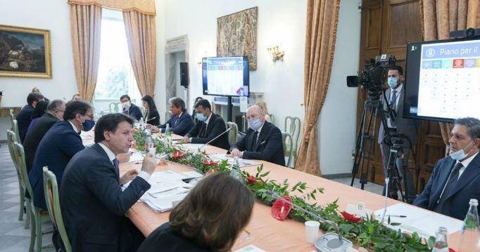 DPCM: REGIONI, “FORTI PERPLESSITA’ SU DEFINIZIONE AREE A RISCHIO”