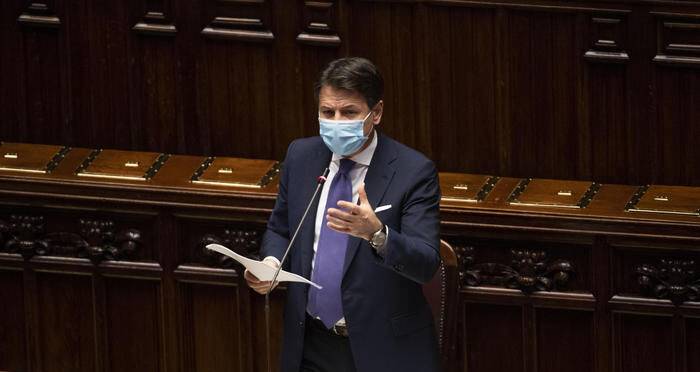 NUOVO DPCM, CONTE: “MISURE ENTRO MERCOLEDÌ” RESTRIZIONI IN BASE A TRE LIVELLI DI RISCHIO