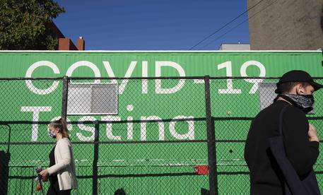 CORONAVIRUS: NUOVO RECORD IN USA, OLTRE 126MILA CASI IN 24 ORE