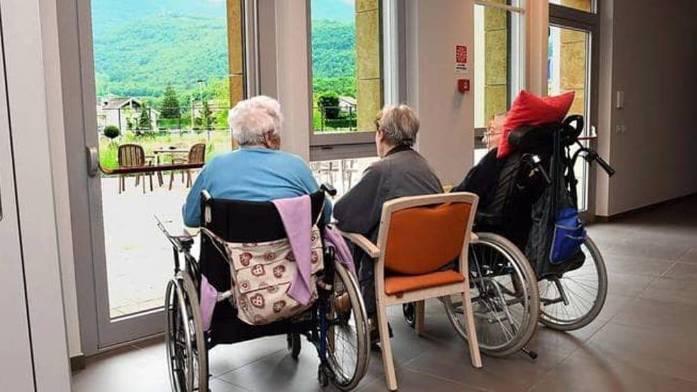COVID, LEGA: “PRESENTATO EMENDAMENTO PER CONSENTIRE VISITE IN RSA”