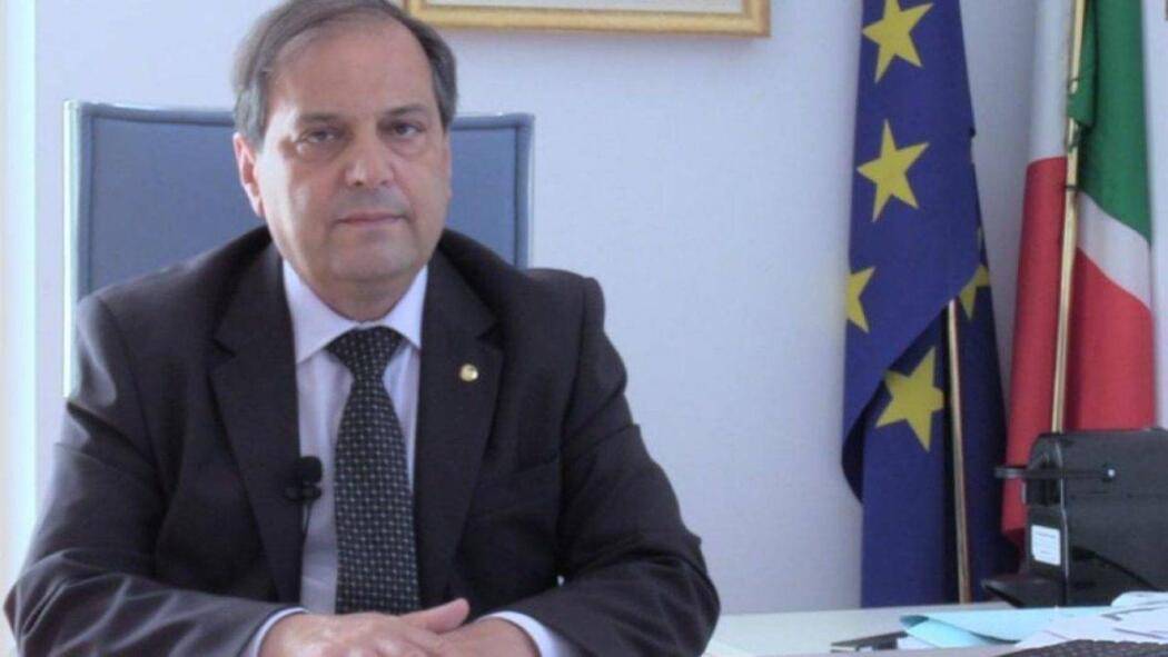 COVID: ANELLI, “PER RIDURRE CONTAGI UNICO MODO MISURE SEVERE”