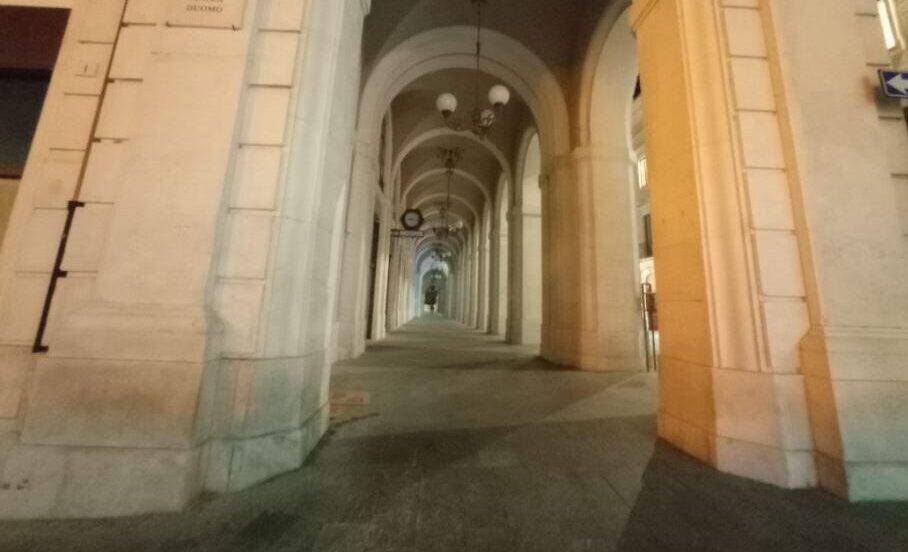 COVID ABRUZZO: ZONA ROSSA DA DOMANI, SCUOLE SEGUONO DPCM, “SI CHIUDE DOVE SERVE”