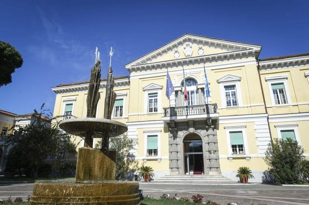 COVID: MORTO IN AMBULANZA A SULMONA, AUTOPSIA ALLO SPALLANZANI