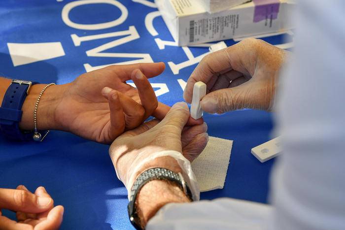 COVID: COMUNE SCOPPITO CERCA VOLONTARI PER SCREENING DI MASSA