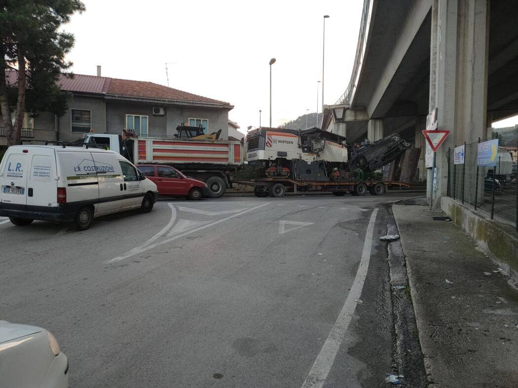 PESCARA. INIZIATI LAVORI DI RIQUALIFICAZIONE IN VIA TIRINO