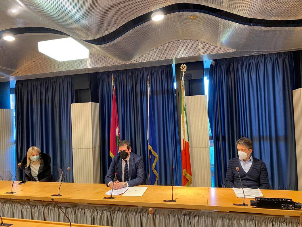 SPOPOLAMENTO AREE INTERNE: QUARESIMALE, “UN FONDO DI UN MILIONE DI EURO PER I CENTRI MONTANI”