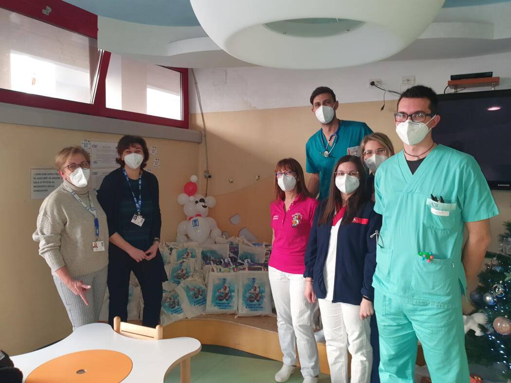 ABIO L’AQUILA: RIPRESA DISTRIBUZIONE KIT ACCOGLIENZA NEL REPARTO DI PEDIATRIA DEL SAN SALVATORE