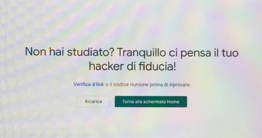 GOOGLE DOWN, SALTA DIDATTICA A DISTANZA CON PIATTAFORME INVASE DA MESSAGGI: “PREGO RAGA”