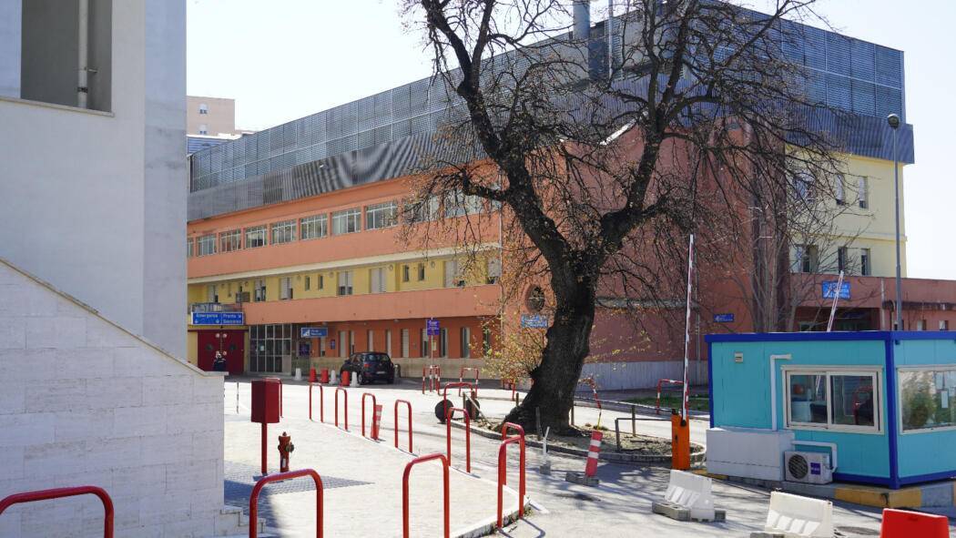 PRECIPITA DAL DECIMO LIVELLO DELL’OSPEDALE: MUORE UN 60ENNE DI CHIETI