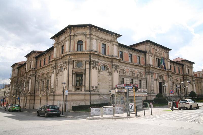 AVEZZANO: PROF SI ASSENTA PER GRAVE MALATTIA<BR> E LE CHIEDONO RISARCIMENTO, DEBITO CANCELLATO