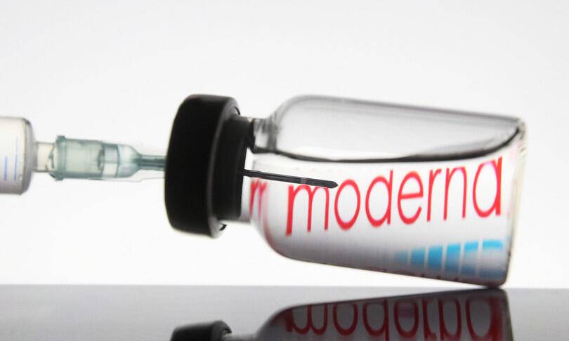 COVID, AIFA: VIA LIBERA A TERZA DOSE CON MODERNA PER OVER 18
