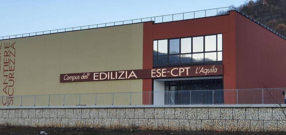COVID L’AQUILA: DA DOMANI VACCINI NEL NUOVO CENTRO DI SAN VITTORINO