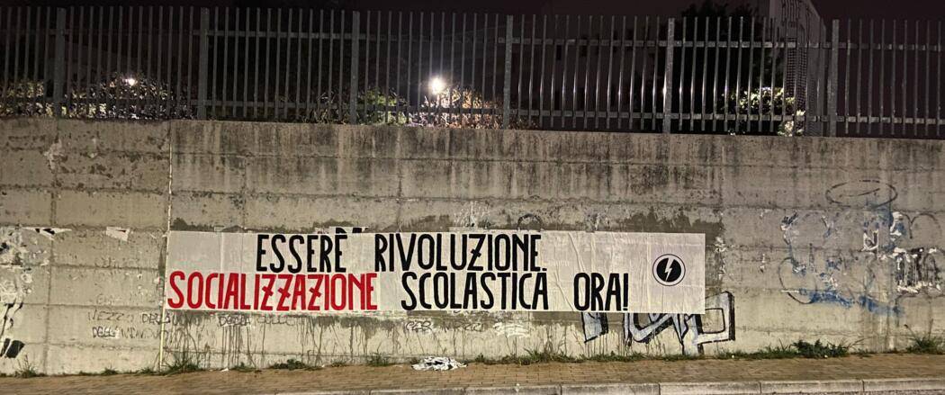 L’AQUILA: IL BLOCCO STUDENTESCO LANCIA LA “SOCIALIZZAZIONE SCOLASTICA”