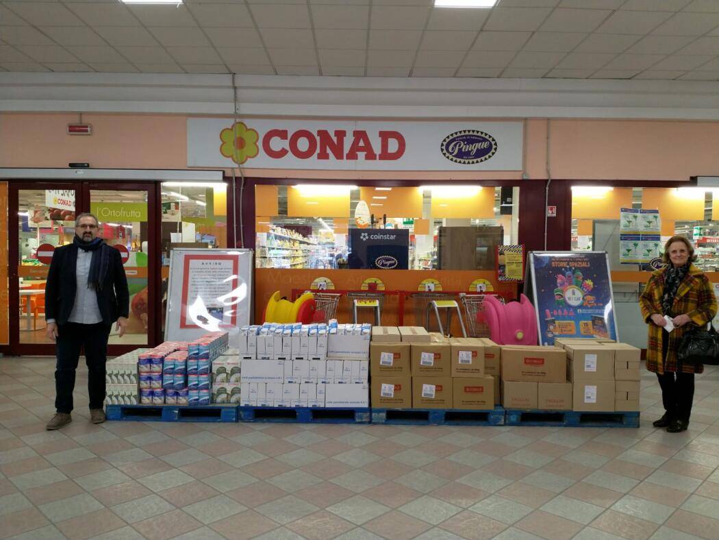 L’AQUILA, CONAD PINGUE DONA 15 QUINTALI DI GENERI ALIMENTARI ALLA CARITAS