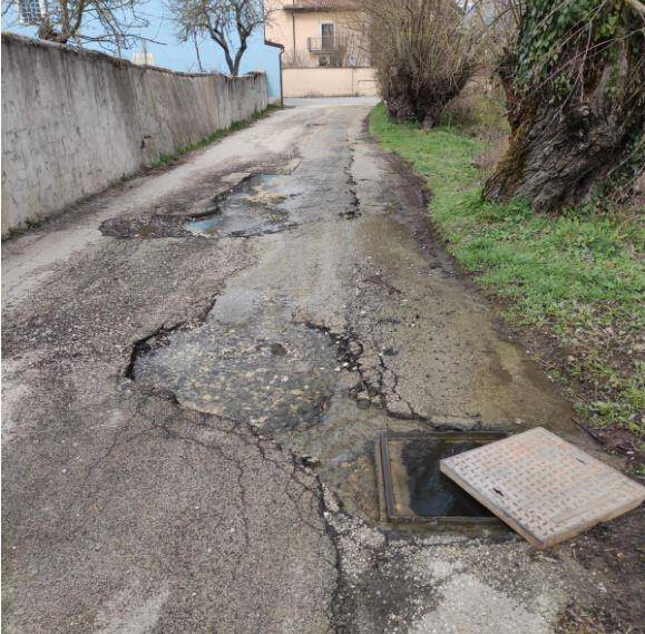 L’AQUILA, RIAPERTURA STRADA COLLE-POGGIO: “RISULTATO COMUNITA’, CAMPAGNA ELETTORALE INFANTILE”