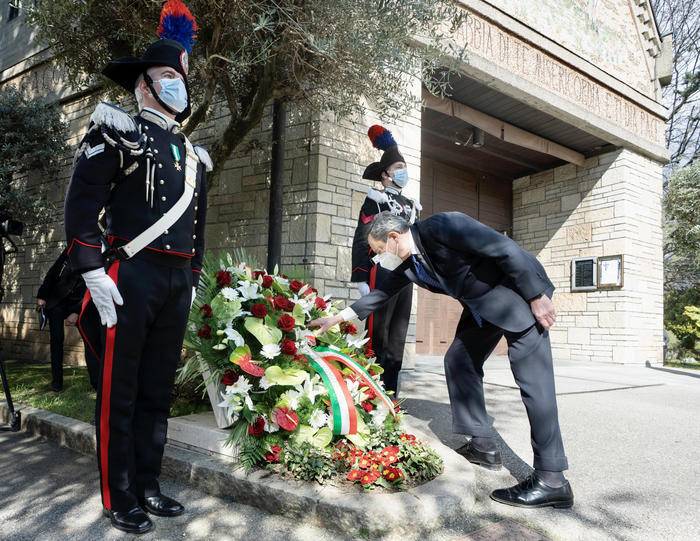 COVID, DRAGHI A BERGAMO: “STATO C’E’ E CI SARA'”