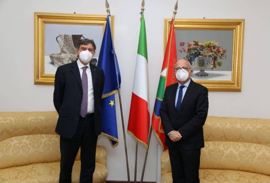 REGIONE, MARSILIO INCONTRA CONSOLE LITUANIA: “IN FUTURO IMPORTANTI SCAMBI CULTURALI E TURISTICI”