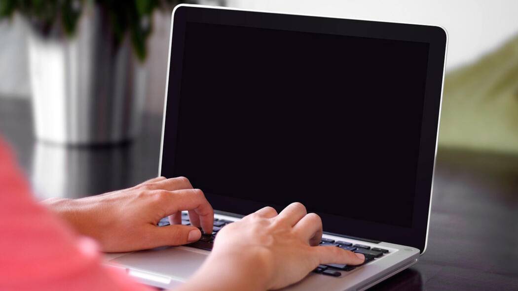 PROBLEMI DI CONNESSIONE, RETI IN TILT: DISSERVIZI IN TEMPI DI DAD E SMART WORKING