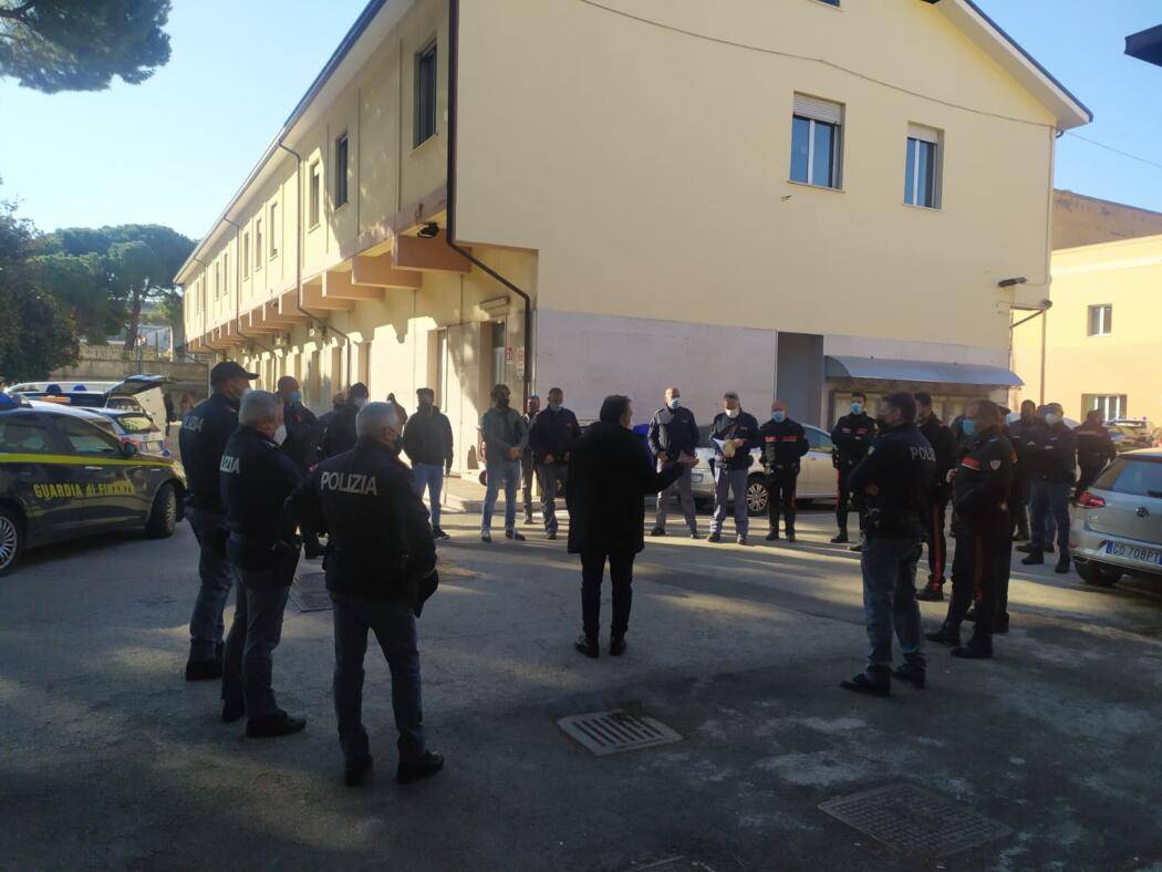 PESCARA: OPERAZIONE “ALTO IMPATTO” NEL QUARTIERE RANCITELLI, PERQUISIZIONI A TAPPETO