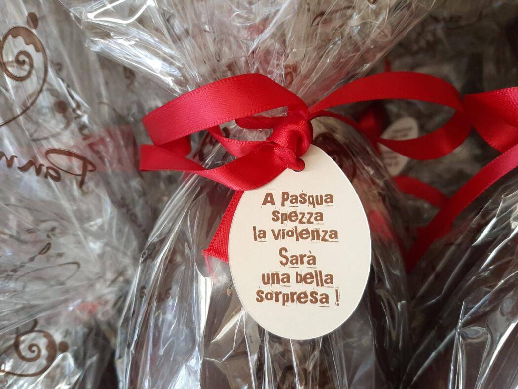 A PASQUA “SPEZZA LA VIOLENZA”: TORNANO LE UOVA DI CIOCCOLATA  DEL ROTARY CLUB LANCIANO